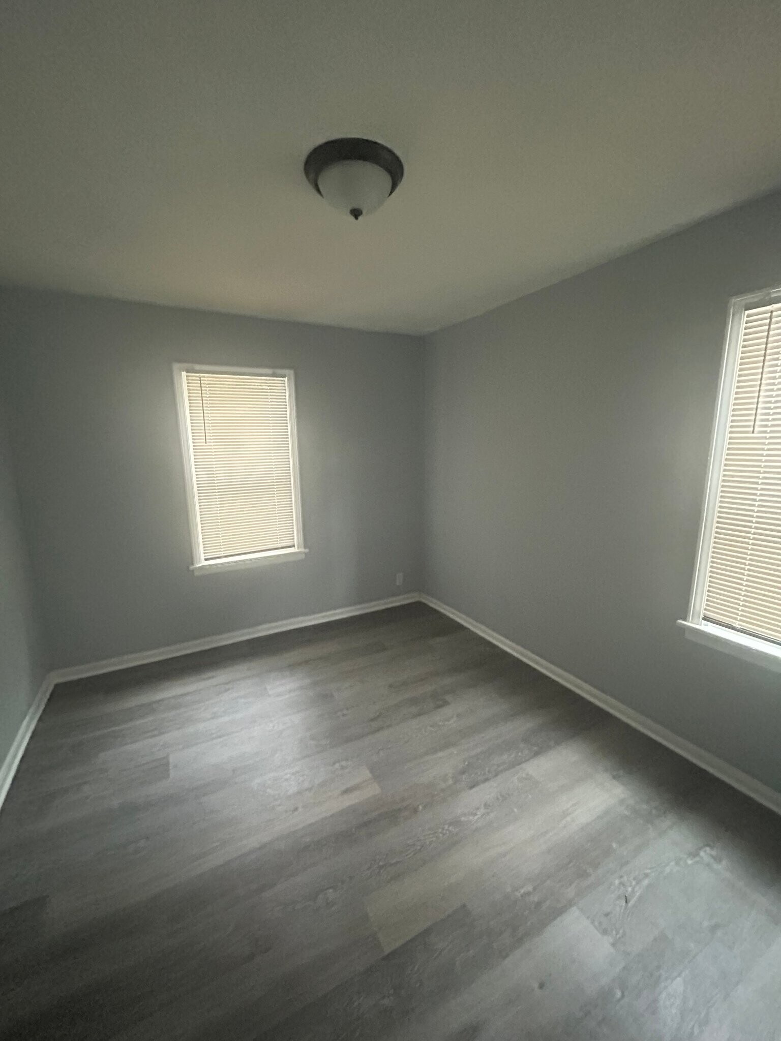 Building Photo - 5330 N 38th St