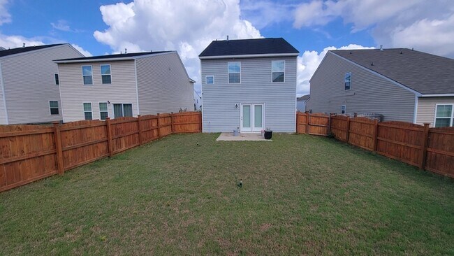 Building Photo - 426 Eclipse Ln
