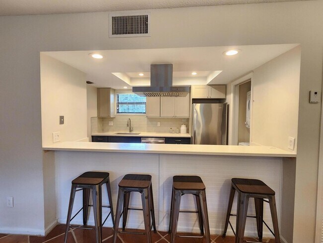 Building Photo - 11863 Wimbledon Cir