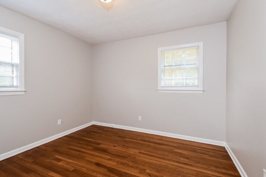 Building Photo - 4355 Donegal Cir