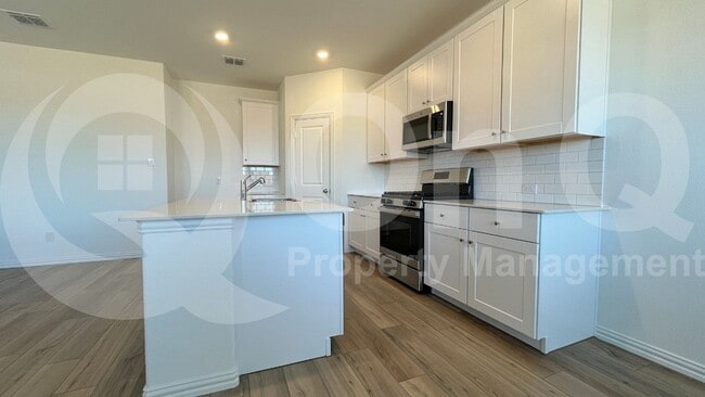 Building Photo - 1220 Ipkiss Ave