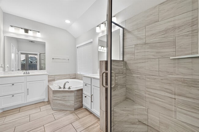 Building Photo - 10535 Cecilia Star Ln