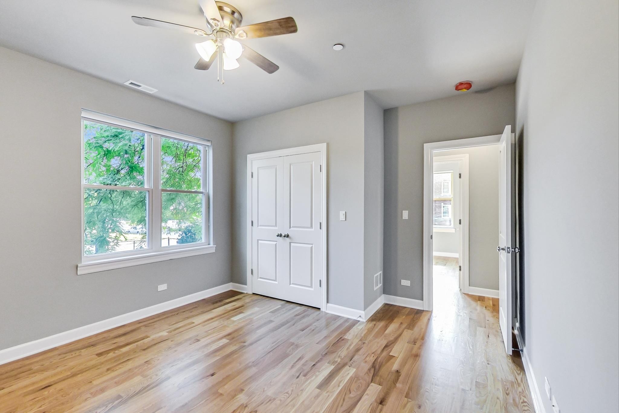 Building Photo - 6204 S Kimbark Ave