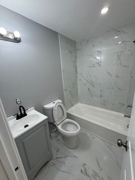 Building Photo - 754 Loch Sheldrake Hurleyville Rd