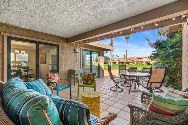 Building Photo - 82 Conejo Cir