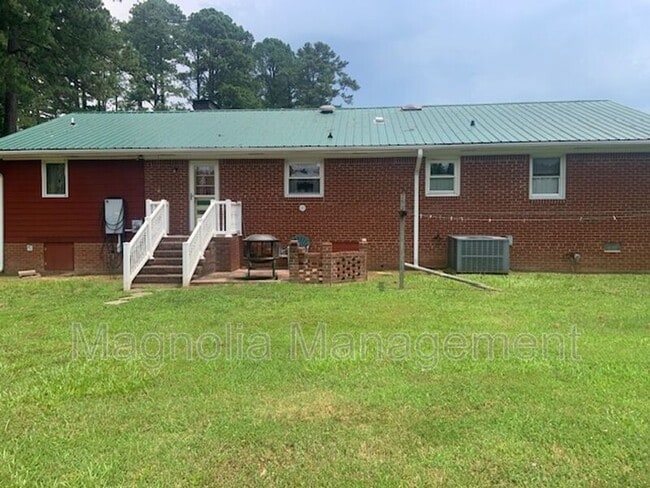 Building Photo - 545 Rocky Ford Rd