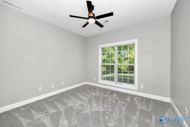 Building Photo - 108 Blackwood Dr NW