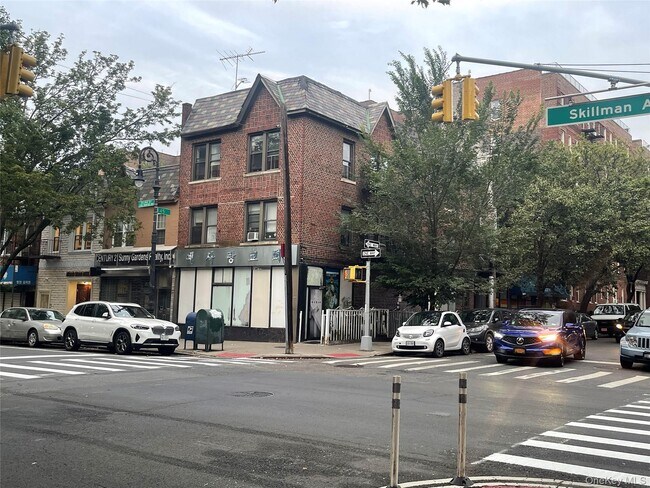 Building Photo - 41-05 45th St