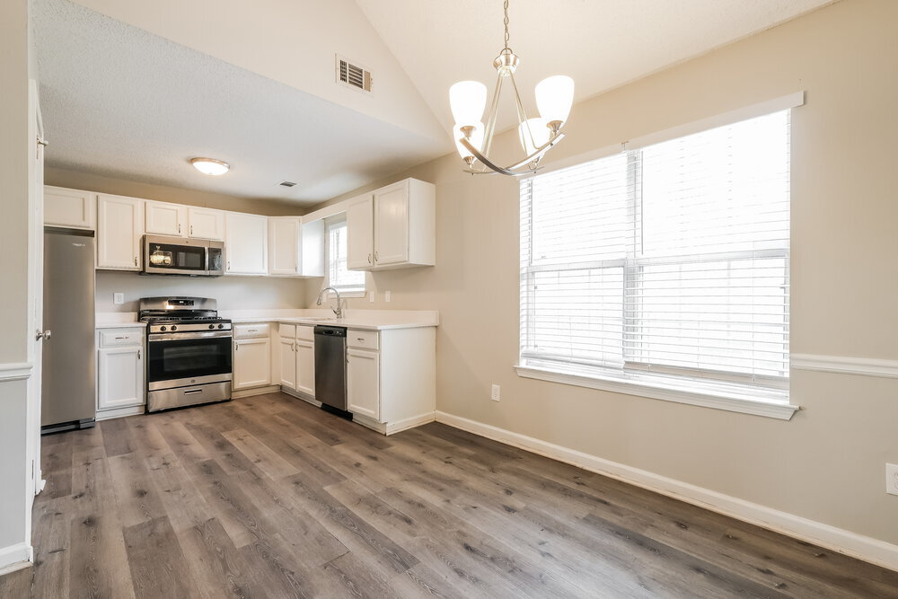 Building Photo - 3444 Sumter Pl