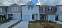Building Photo - 304 Hynes Dr