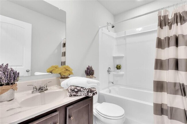 Building Photo - 208 Turner Ln
