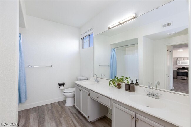 Building Photo - 7701 Himalayas Ave