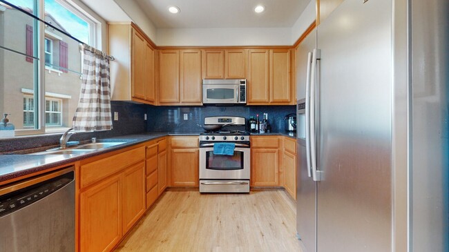 Building Photo - "Coming Soon" 3-Bedroom in Santa Clara- $4...