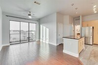 Building Photo - 1 BEDROOM, TOP-FLOOR CONDO WITH GREAT AMEN...