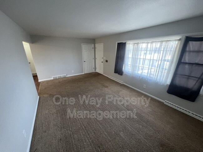 Building Photo - 1236 Wilshire Ave