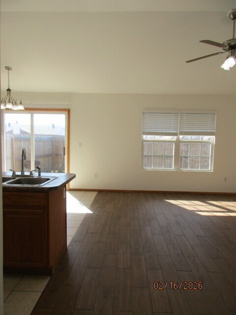 Building Photo - 2306 W Oak Park Pl