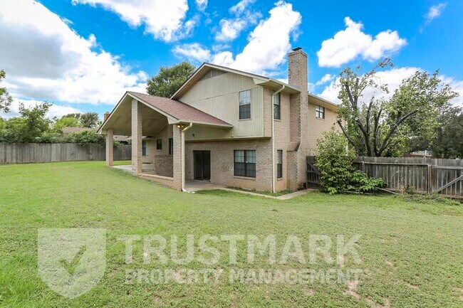 Building Photo - 1905 Elk Trail