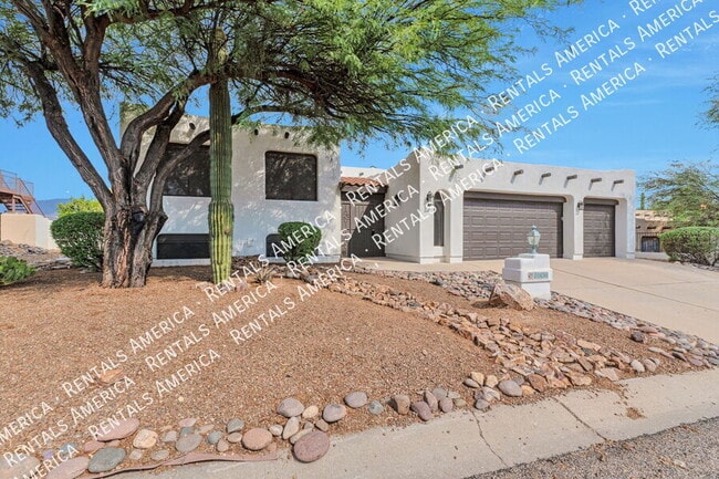 Building Photo - 10698 N Thunder Hill Pl