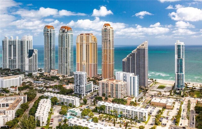 Building Photo - 17555 Atlantic Blvd