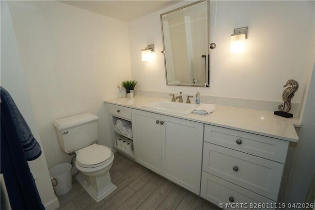 Building Photo - 5200 N Ocean Blvd