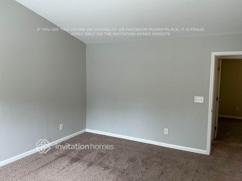 Building Photo - 5031 Rainmaker Dr