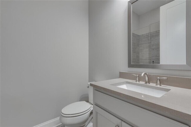 Building Photo - 440 Baroque Dr