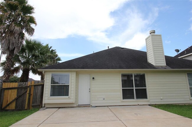 Building Photo - 71 Atascadero Dr