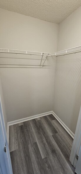 Building Photo - 3020 Centennial Woods Dr