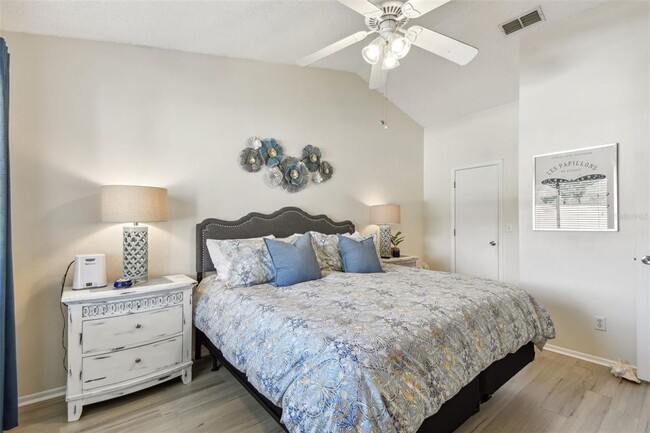 Building Photo - 2087 Hunters Glen Dr