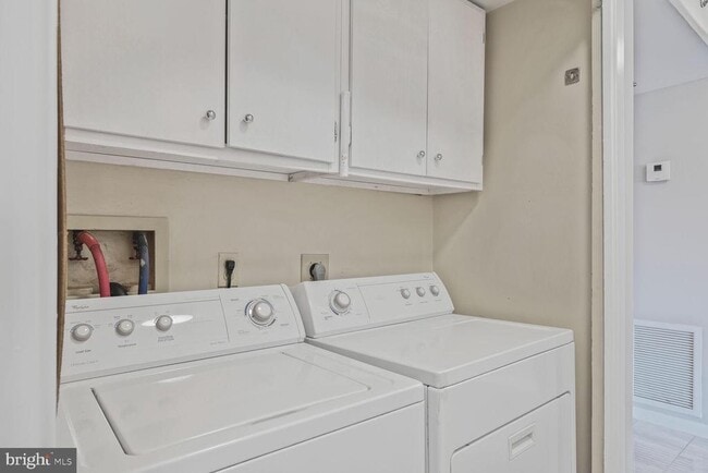 Building Photo - 5501 Seminary Rd