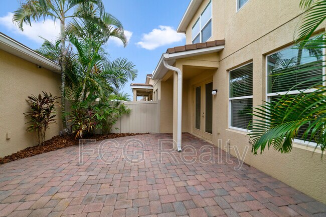 Building Photo - 7460 Leighside Dr