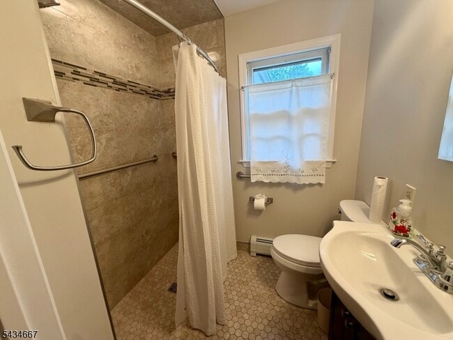 Building Photo - 5 Mulberry Ln