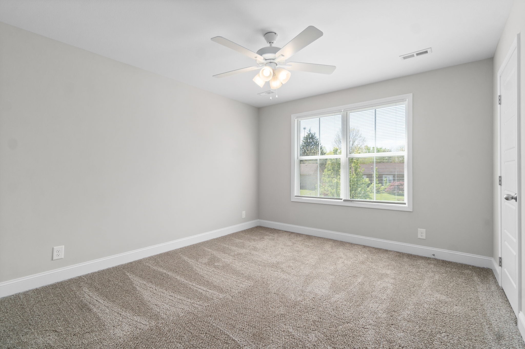 Building Photo - 224 Drayton Dr