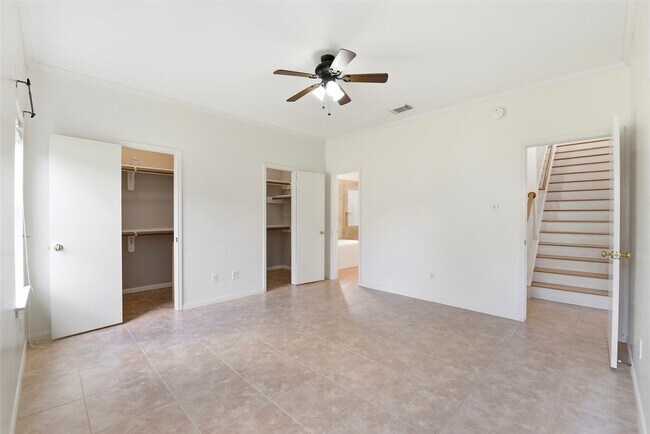 Building Photo - 14722 Trailbrook Dr