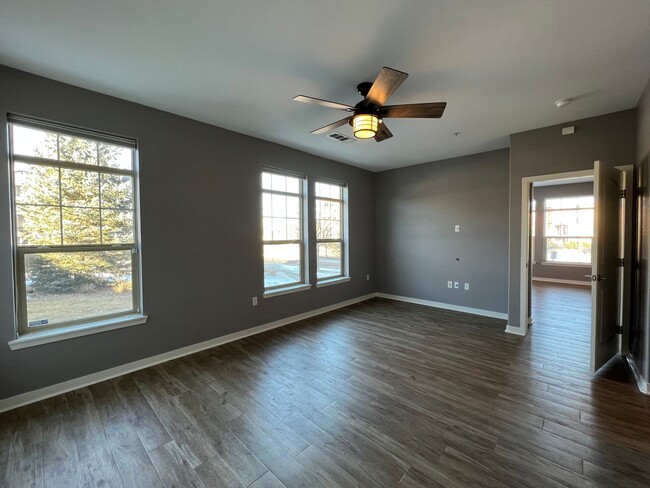 Building Photo - Incredible First Floor Corner Loft at Via ...