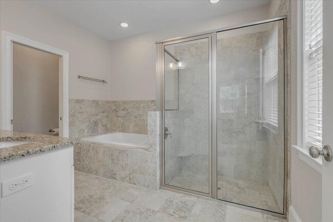 Building Photo - 2776 Palafox Ln