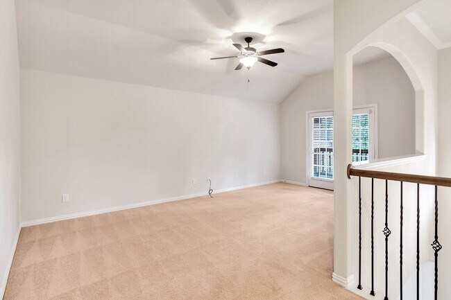 Building Photo - 42 Sawbridge Ct