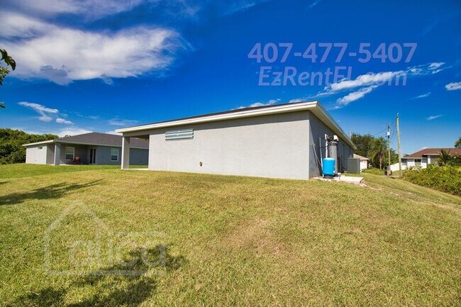 Building Photo - 2803 11th St SW