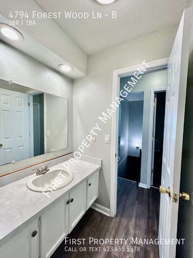 Building Photo - 4794 Forest Wood Ln