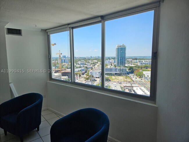 Building Photo - 7135 Collins Ave