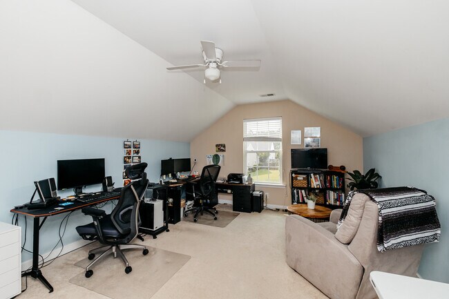 Building Photo - 3615 Haymont Ln