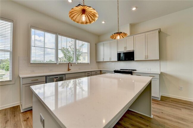 Building Photo - 430 Argosy Pk Cir