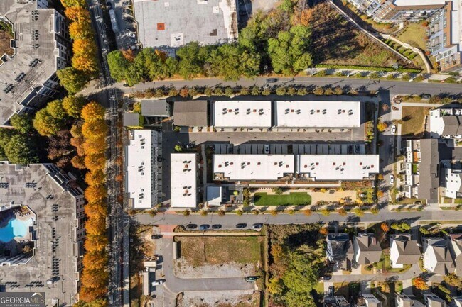 Building Photo - 1272 Longreen Ter NW