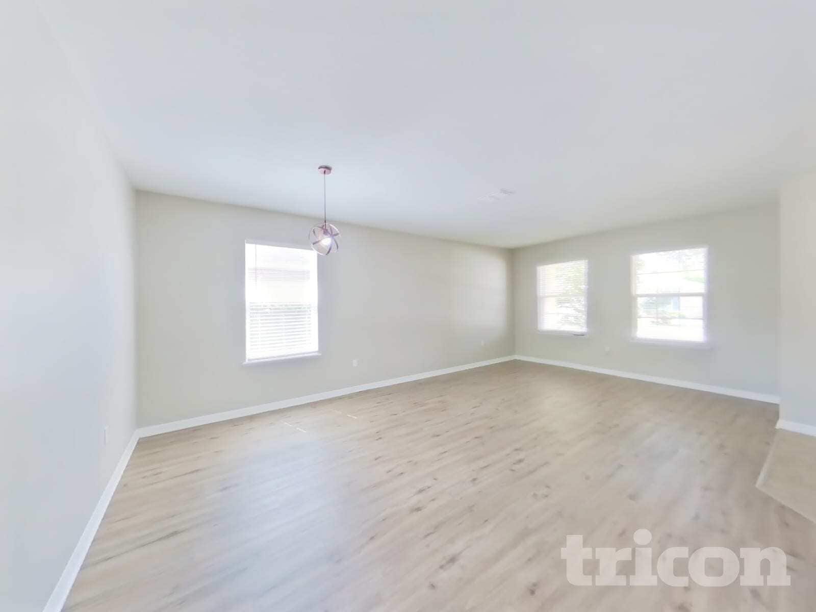 Building Photo - 1617 Tamarind Rd