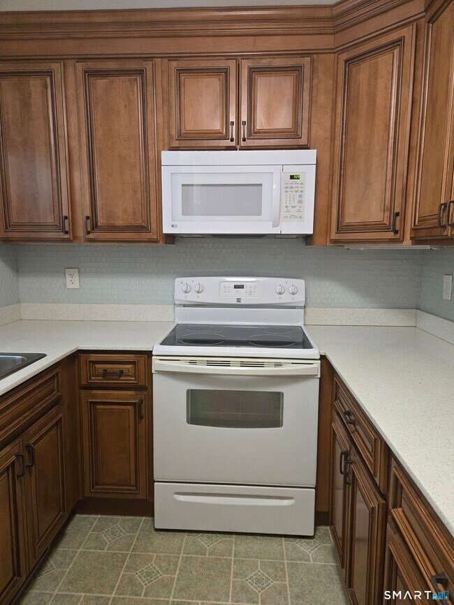 Building Photo - 86 Hidden Knolls Cir