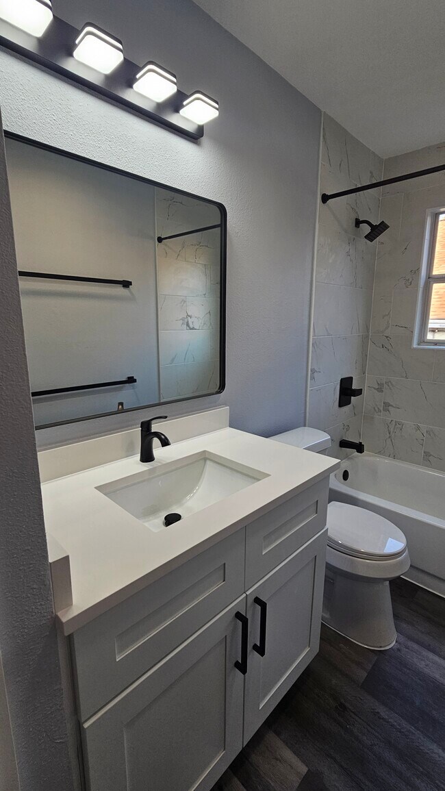 Building Photo - 263 Mooring Cir