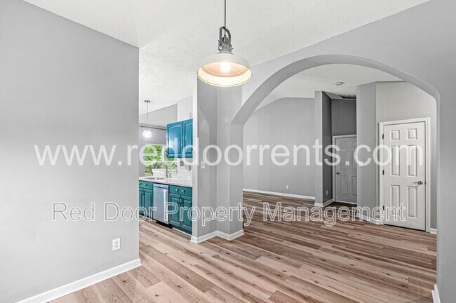 Building Photo - 5841 Hornbean Ct