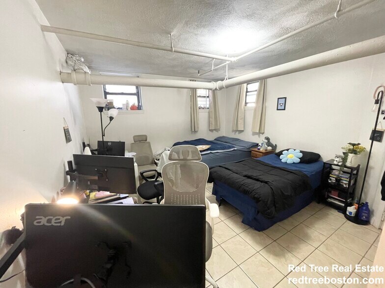 Building Photo - 1254 Commonwealth Ave