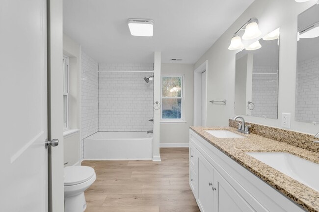 Building Photo - Fully Remodeled 4-Bedroom Home in Southern Lehigh School District