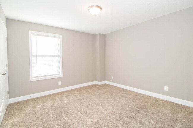 Building Photo - 325-C Landrum Place